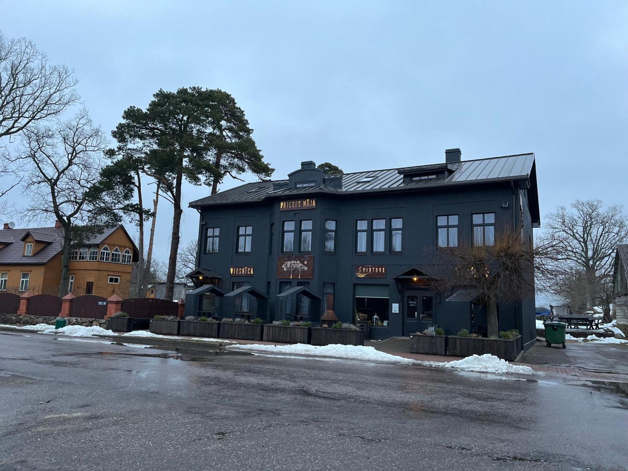Ainaži Priedes Maja酒店 外观 照片